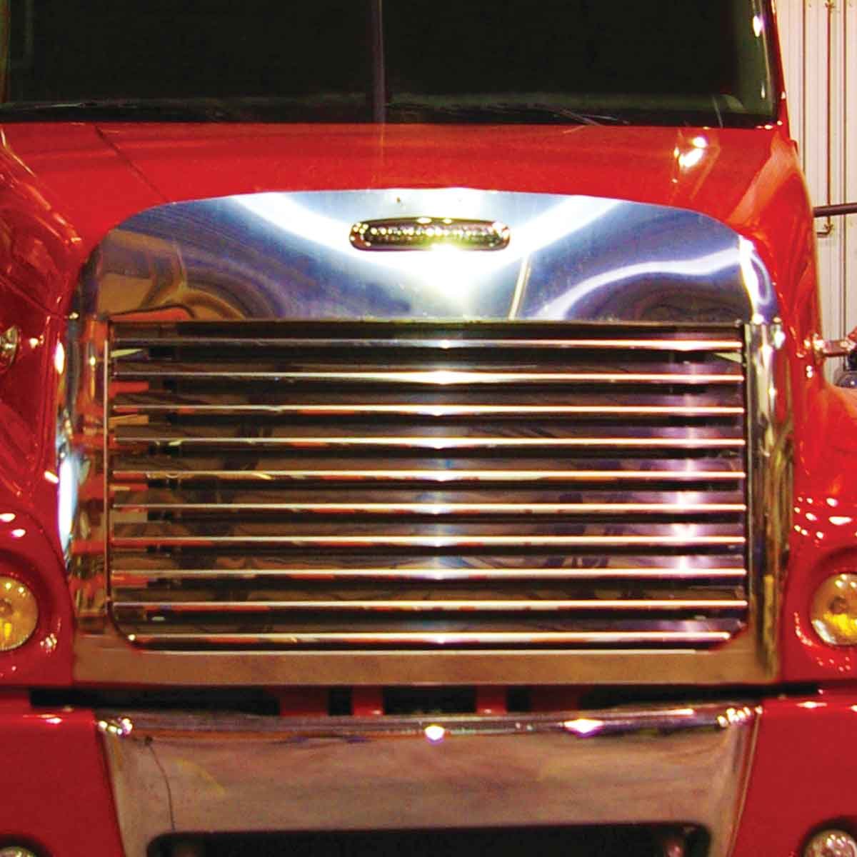 Freightliner Grille & Surround