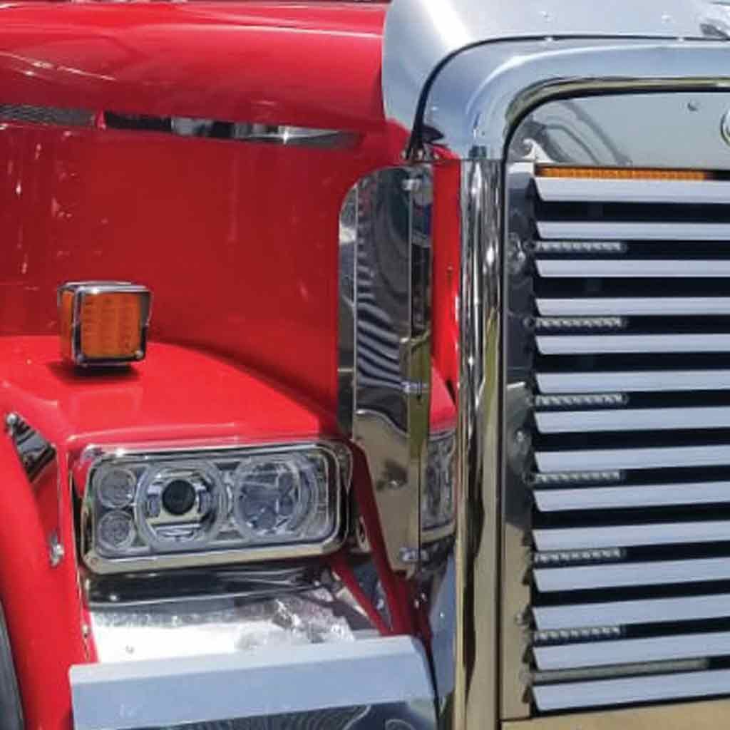 Freightliner Grille & Surround