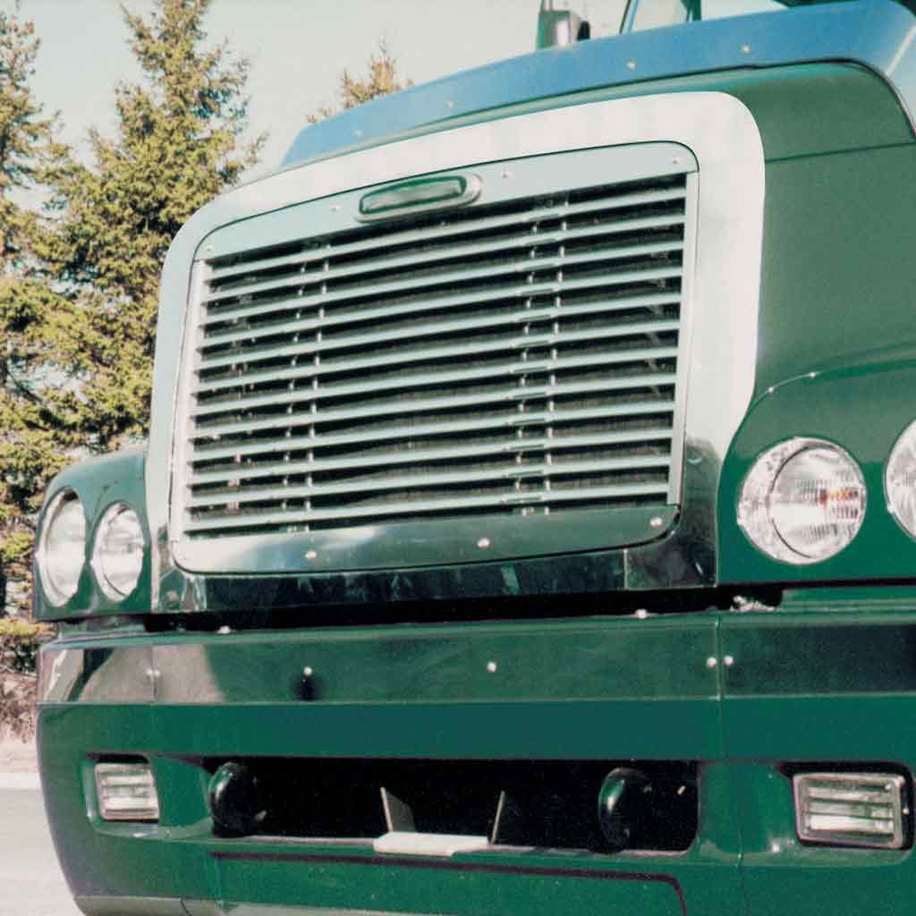 Freightliner Grille & Surround