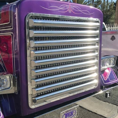 Peterbilt Grille & Surround
