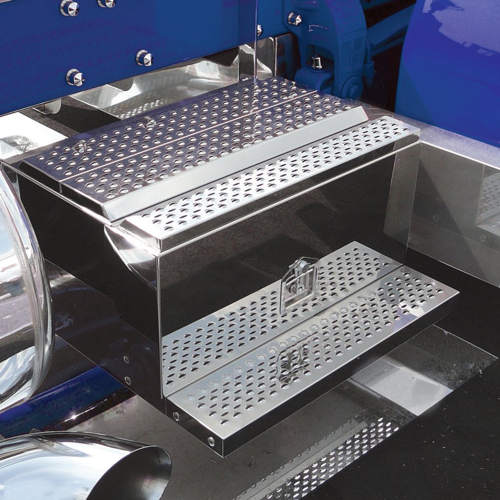 Peterbilt Battery Toolboxes & Steps